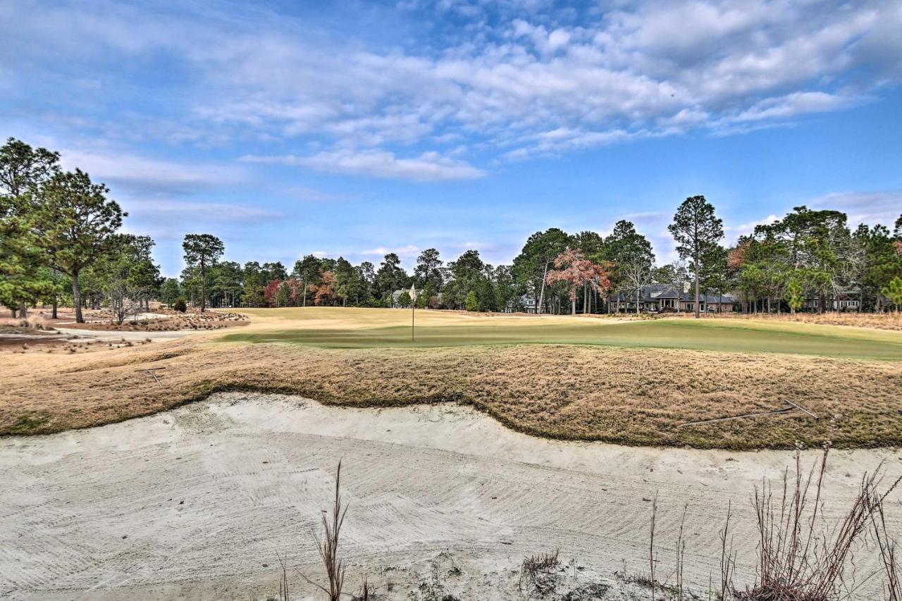 Holiday home Gem On Golf Course And Putting Green!